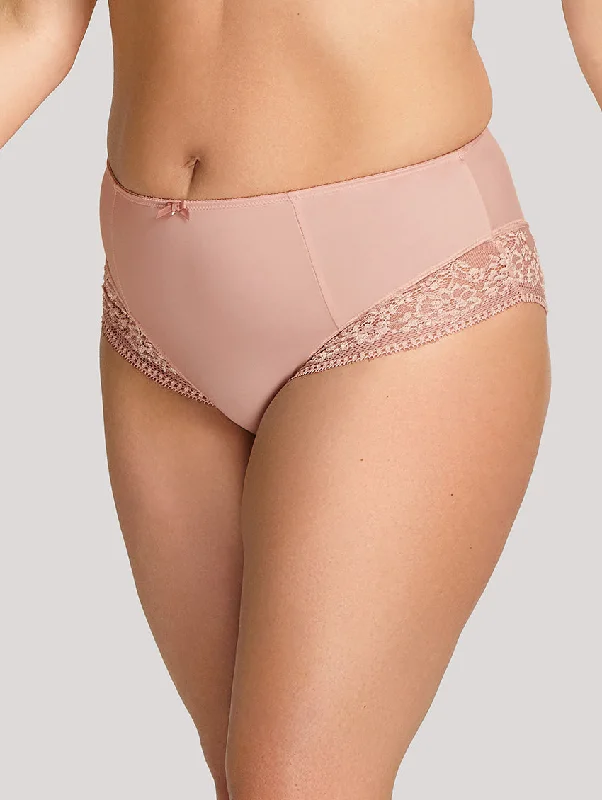 Sculptresse Roxie Brief